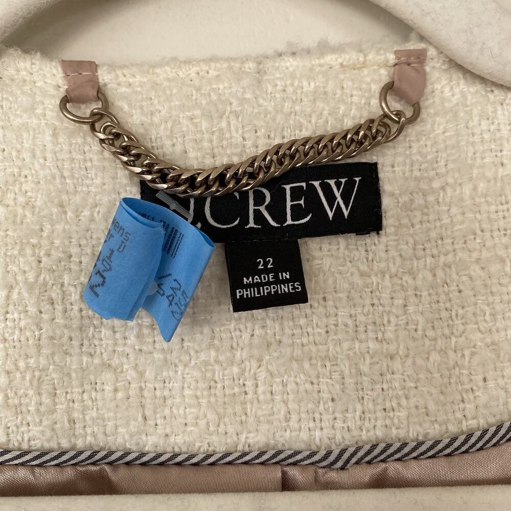 J.Crew Frances Lady Jacket in Ivory Tweed with Black Trim Gold Buttons SZ 22 - Picture 10 of 14